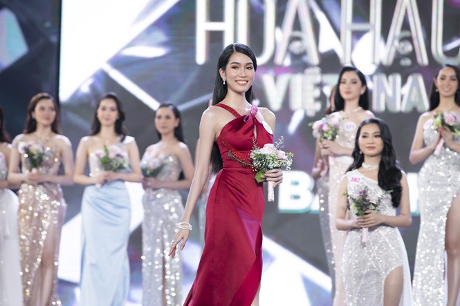 Ngắm nhan sắc 35 thí sinh vào Chung kết Hoa hậu Việt Nam 2020 - Ảnh 19.