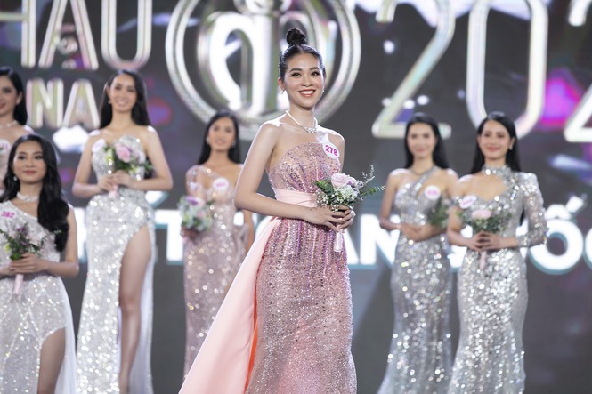 Ngắm nhan sắc 35 thí sinh vào Chung kết Hoa hậu Việt Nam 2020 - Ảnh 22.