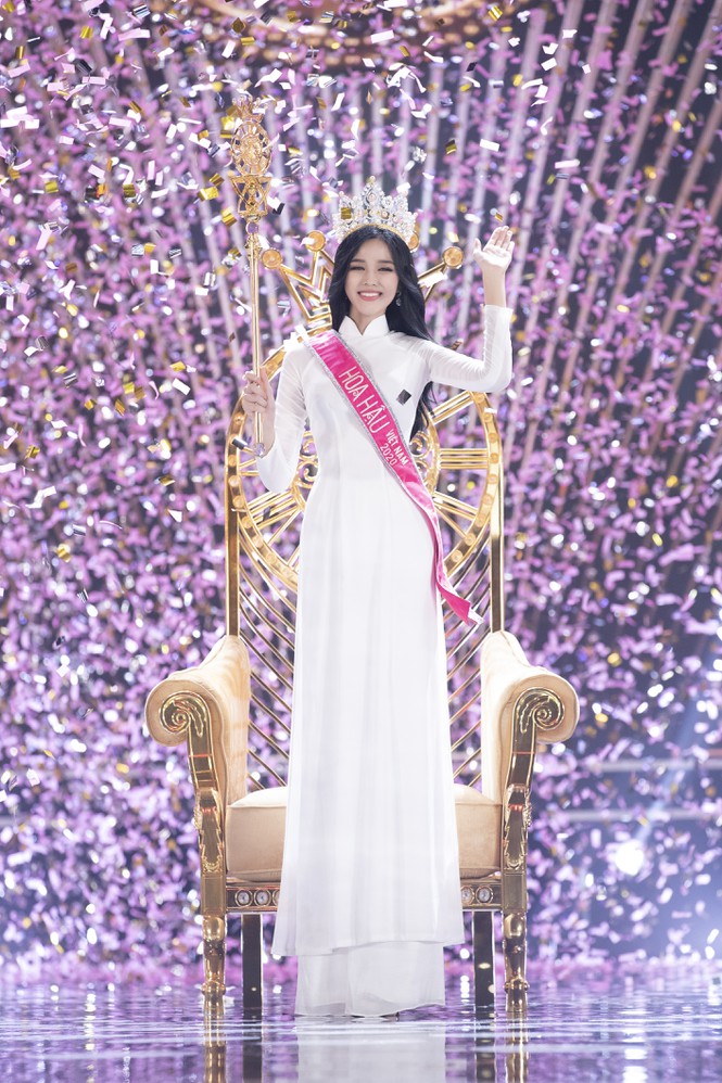 Tân Hoa hậu Việt Nam 2020 Đỗ Thị Hà nhận được nhiều lơi khen ngợi trên trang chủ Miss World - Ảnh 3.