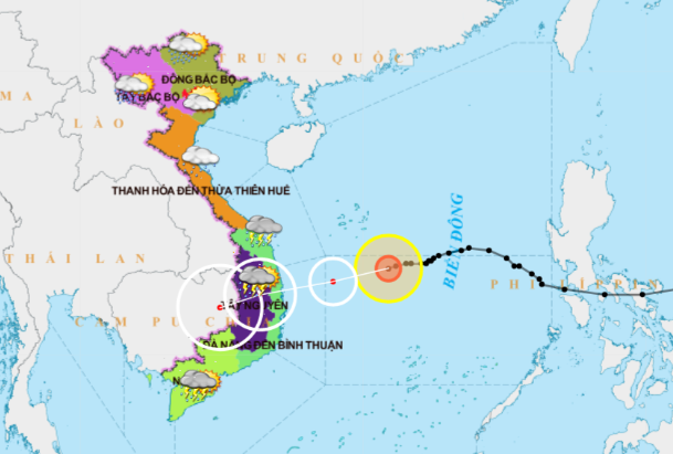 Ảnh hưởng của bão số 10, từ đêm nay nhiều tỉnh Nam Trung Bộ mưa lớn - Ảnh 1.