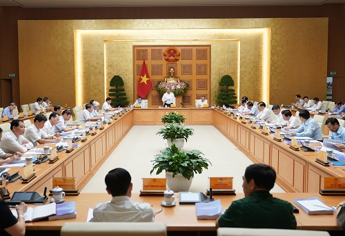 Thủ tướng Nguyễn Xuân Phúc chủ trì phiên họp Tiểu ban Kinh tế-Xã hội của Đại hội Đảng XIII. Ảnh: VGP/Quang Hiếu