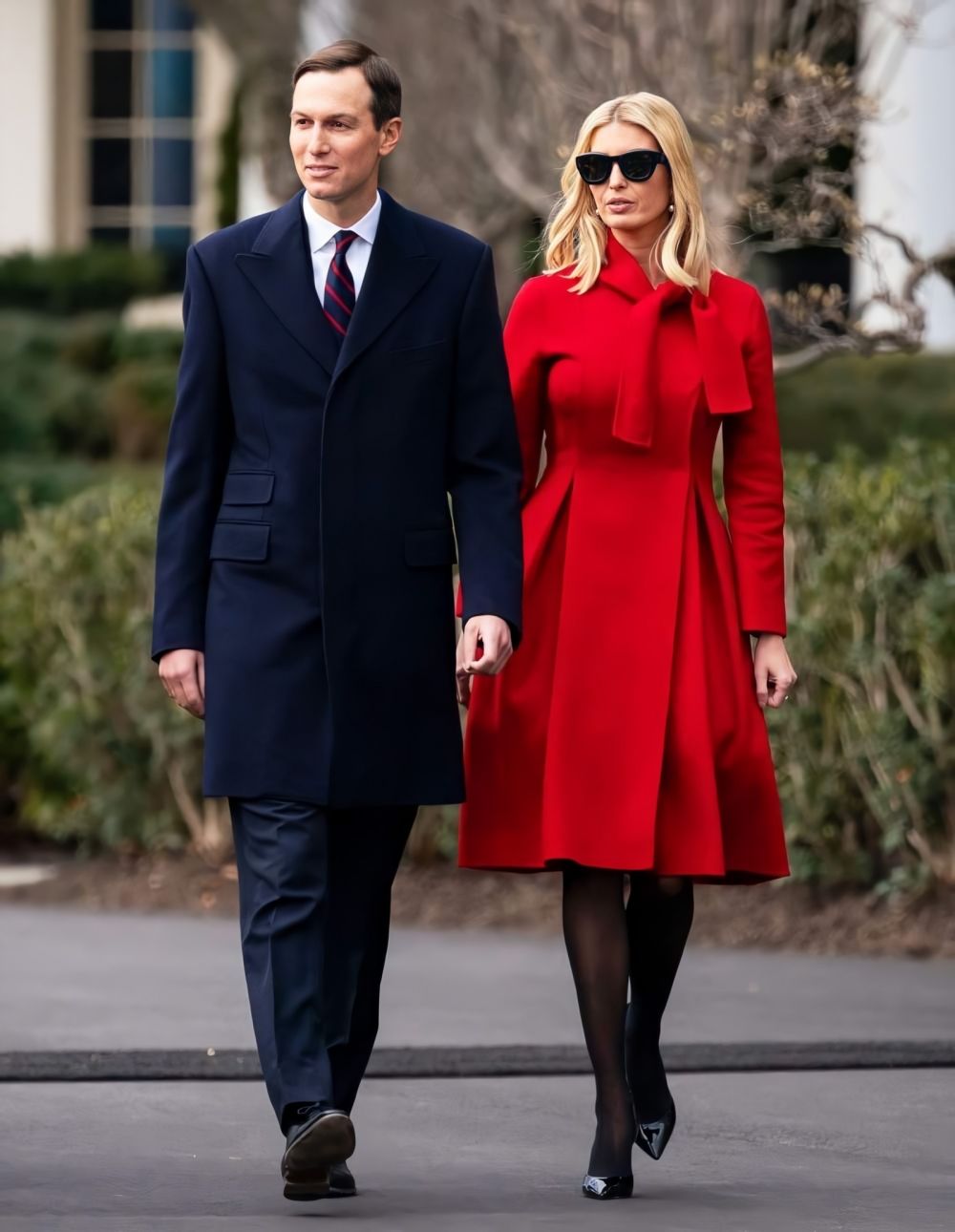 Phong cách thời trang kín đáo, thời thượng của ái nữ Tổng thống Donald Trump - Ảnh 6.