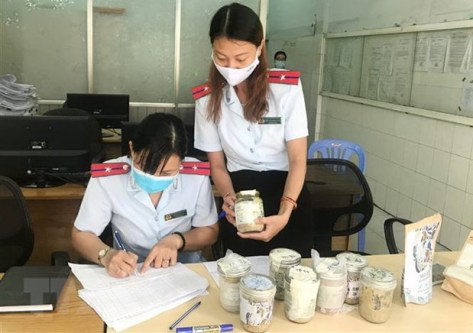 Hà Nội triển khai các biện pháp phòng, chống ngộ độc pate Minh Chay - Ảnh 2.