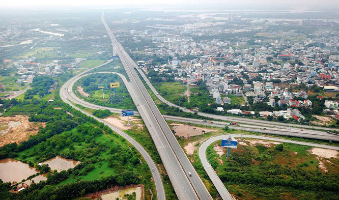 Hơn 150 nhà thầu mua hồ sơ 3 dự án đầu tư công cao tốc Bắc - Nam. Ảnh minh họa