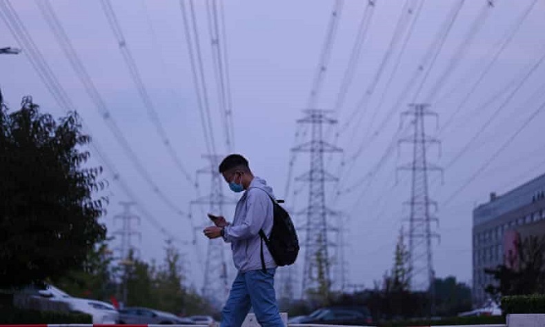 Trung Quốc cho phép tăng giá điện ồ ạt ở các nhà máy để chữa cháy tình trạng thiếu điện nhưng nguy cơ đứt gãy chuỗi cung ứng toàn cầu đang hiện hữu - Ảnh 1.