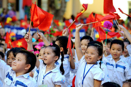 Giáo dục Việt Nam phấn đấu đạt trình độ tiên tiến của thế giới vào năm 2045 - Ảnh 2.
