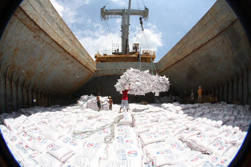 Việt Nam có 207 doanh nghiệp đủ điều kiện kinh doanh xuất khẩu gạo - Ảnh 1.