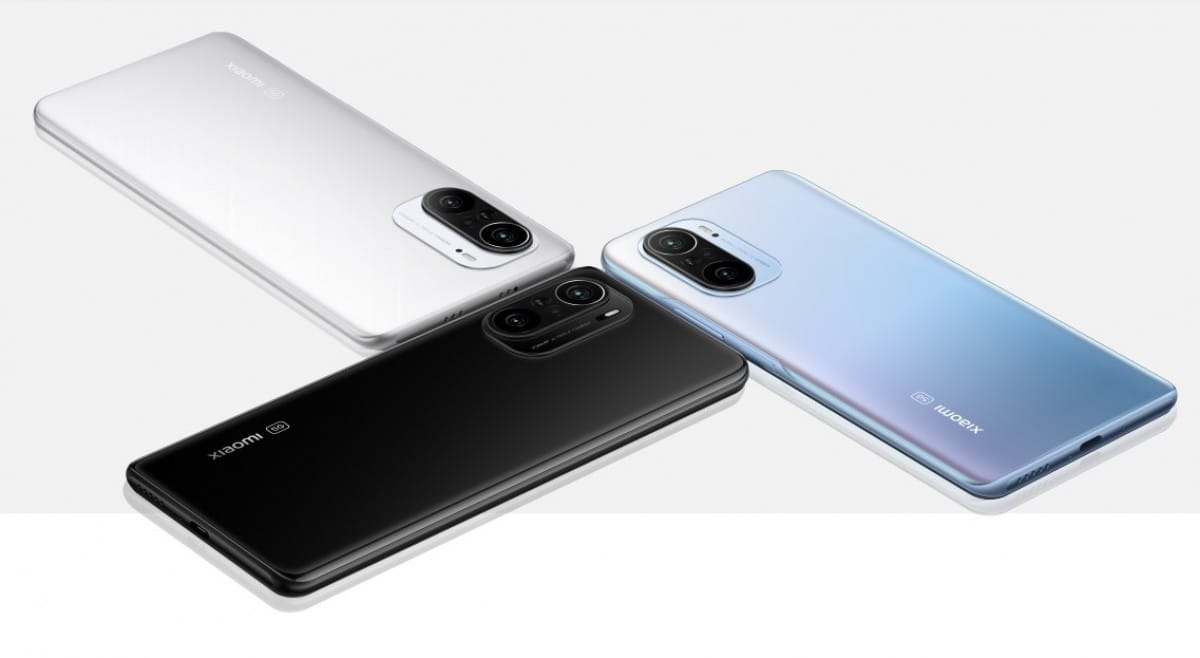 Xiaomi ra mắt điện thoại quái vật 2 màn hình, giá 900 USD - Ảnh 3. Xiaomi ra mắt điện thoại quái vật 2 màn hình, giá 900 USD - Ảnh 3.