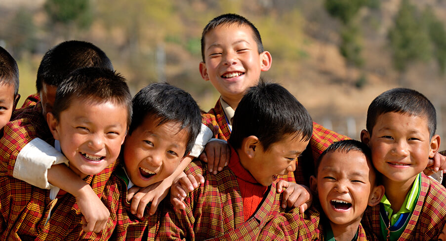 Những điều độc nhất vô nhị ở Vương quốc hạnh phúc Bhutan: Không smartphone, không thuốc lá và không GDP - Ảnh 2.