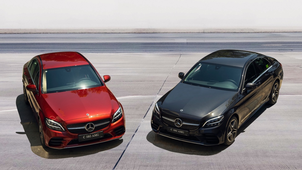 Mercedes-Benz C180 AMG mới ra mắt tại Việt Nam, giá 1,5 tỷ đồng - Ảnh 1. Mercedes-Benz C180 AMG mới ra mắt tại Việt Nam, giá 1,5 tỷ đồng - Ảnh 1.