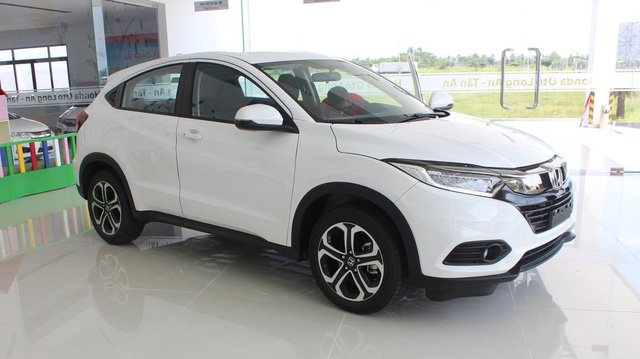 Hyundai Santa Fe đại hạ giá, giảm sốc 110 triệu đồng - Ảnh 2. Hyundai Santa Fe đại hạ giá, giảm sốc 110 triệu đồng - Ảnh 2.