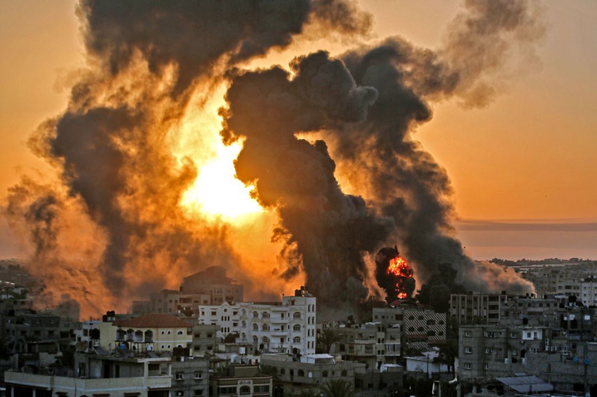Chiến sự Israel-Palestine nóng: Khốc liệt và đẫm máu - Hình ảnh khủng khiếp từ hiện trường - Ảnh 4. Chiến sự Israel-Palestine nóng: Khốc liệt và đẫm máu - Hình ảnh khủng khiếp từ hiện trường - Ảnh 4.
