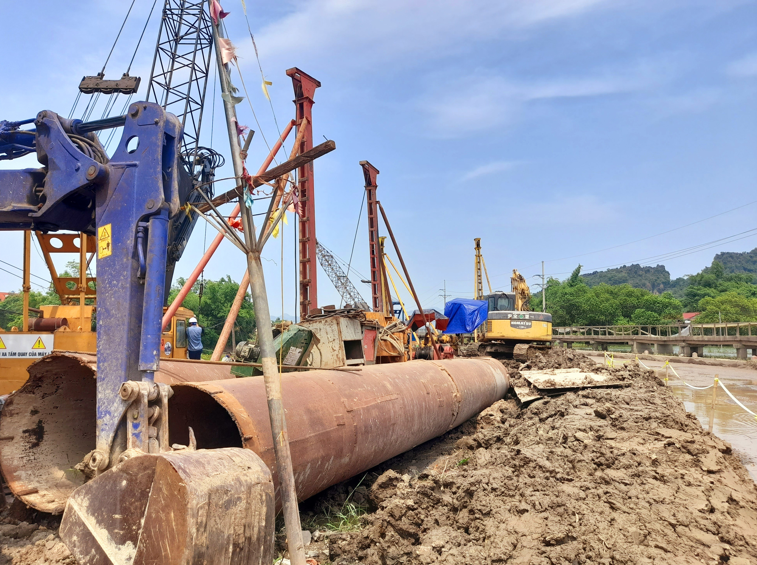 Dự án Cầu đập tràn Quan Sơn và những bất cập từ thực tiễn cần thay đổi - Ảnh 6.