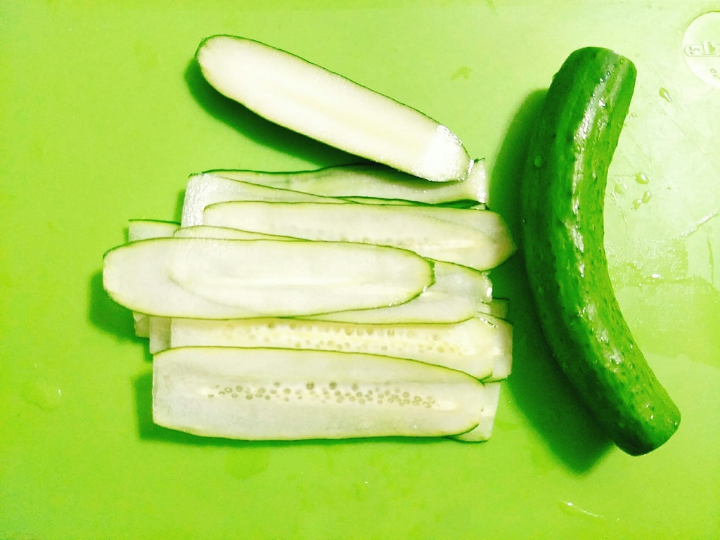 Quả dưa chuột có tác dụng gì? Ăn dưa chuột sao cho đúng cách? - Ảnh 2.