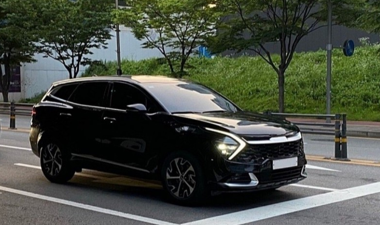 Kia Sportage đẹp khó cưỡng, bầu trời công nghệ phả hơi nóng Mazda CX-5, Hyundai Tucson - Ảnh 1. Kia Sportage đẹp khó cưỡng, bầu trời công nghệ phả hơi nóng Mazda CX-5, Hyundai Tucson - Ảnh 1.