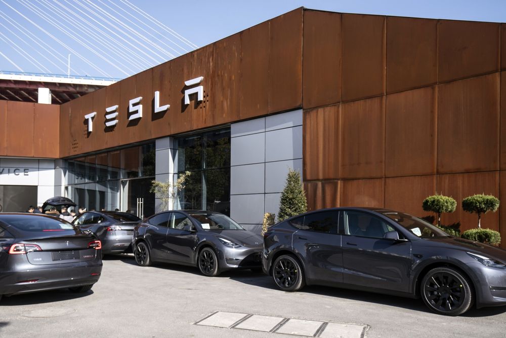Chính phủ Trung Quốc yêu cầu Tesla thu hồi lại gần như toàn bộ xe điện đã bán ra - Ảnh 1.