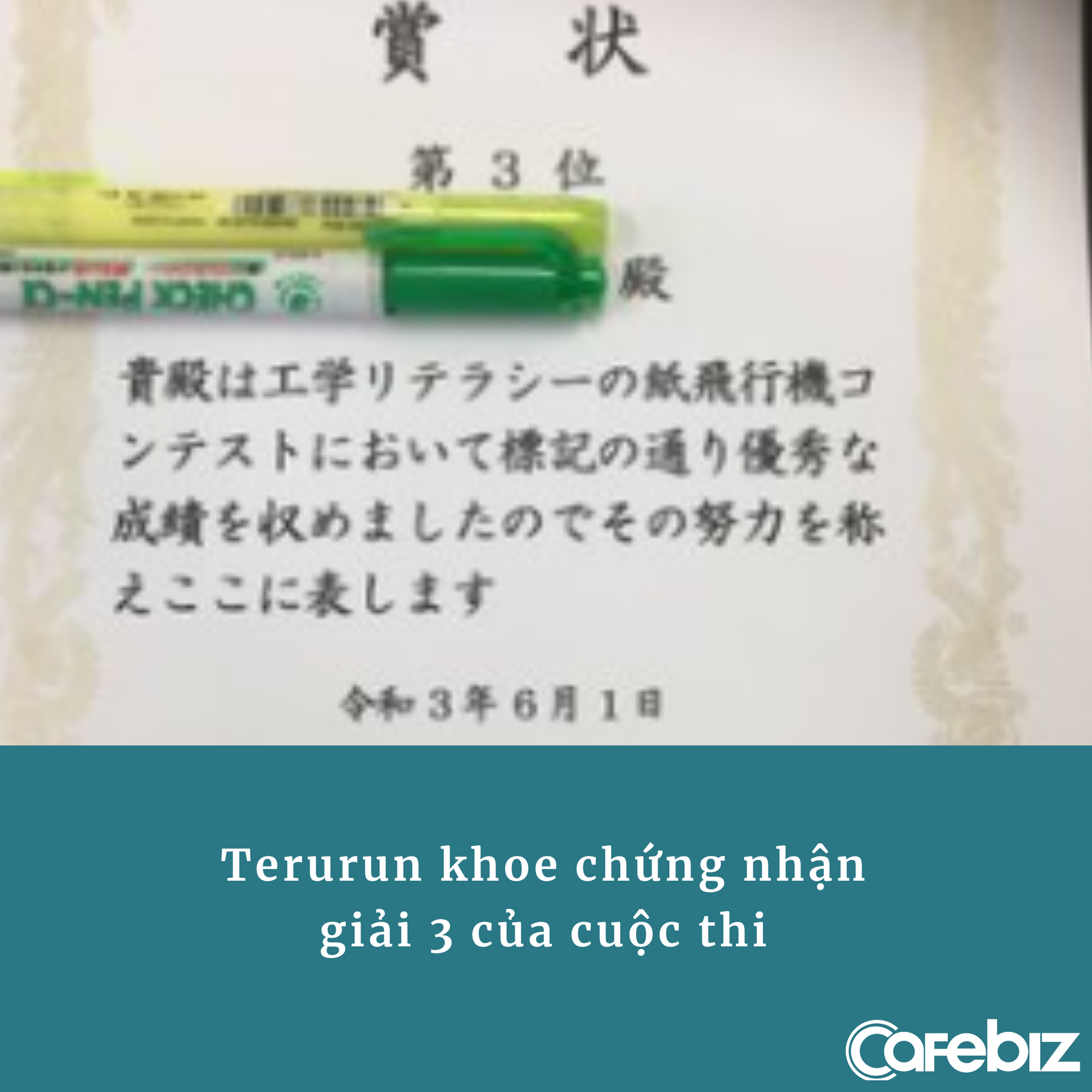 IQ vô cực: Thi gấp máy bay giấy, thanh niên vo tờ giấy rồi ném, giật luôn giải nhất - Ảnh 2. IQ vô cực: Thi gấp máy bay giấy, thanh niên vo tờ giấy rồi ném, giật luôn giải nhất - Ảnh 2.