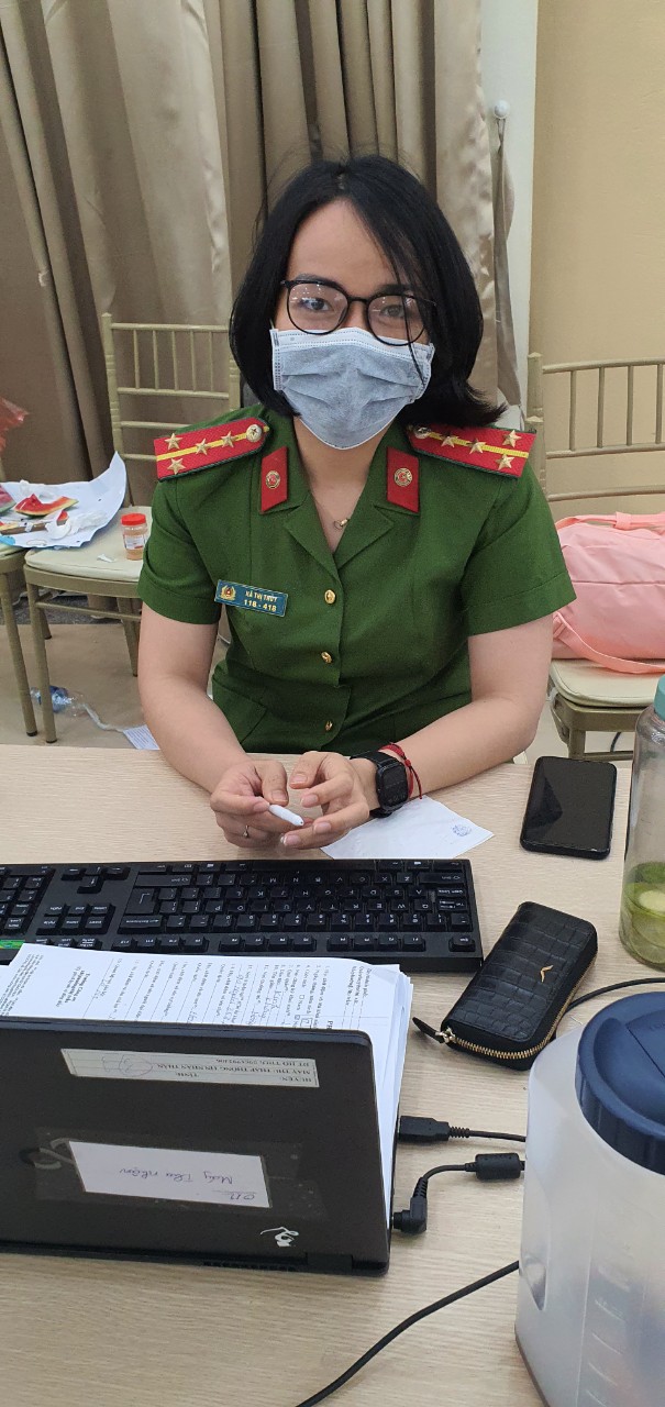 Công an quận Thanh Xuân (Hà Nội): Đẩy nhanh tiến độ cấp thẻ CCCD cho người dân  - Ảnh 2.