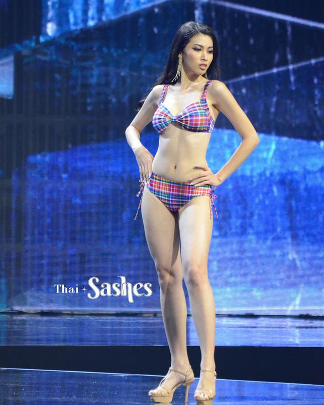Á hậu Ngọc Thảo tham dự cuộc thi 'Hoa hậu của các Hoa hậu' năm 2020 - Ảnh 5.