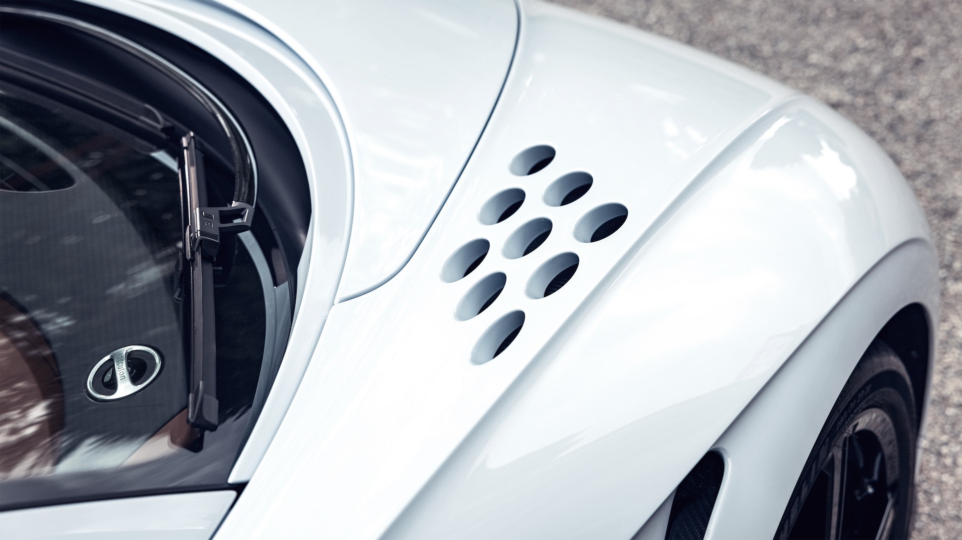 Siêu phẩm Bugatti Chiron Super Sport ra mắt: Giới hạn 60 xe, giá 3,9 triệu USD - Ảnh 7.