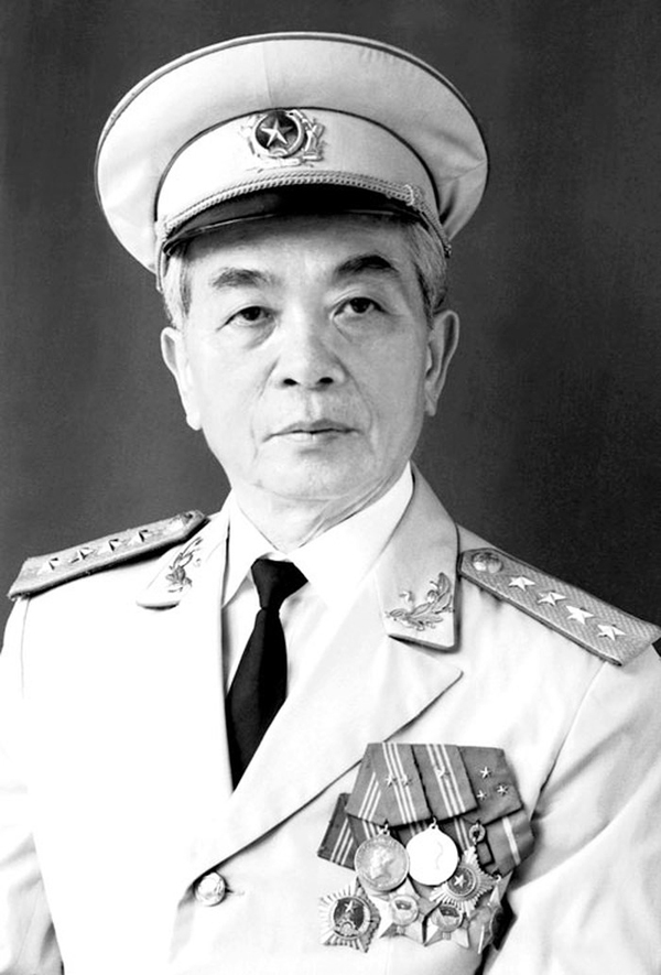 Kỷ niệm 110 năm ngày sinh Đại tướng Võ Nguyên Giáp (25/8/1911 – 25/8/2021): Huyền thoại Danh tướng gắn với mùa thu Tháng Tám  - Ảnh 1.