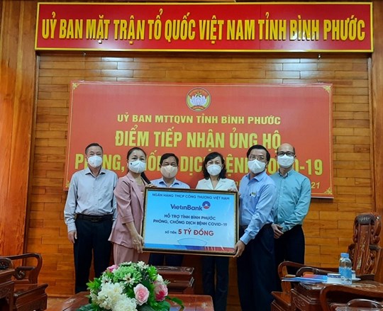 Uỷ ban MTTQ tỉnh Bình Phước kêu gọi chung tay ủng hộ Quỹ vắc-xin phòng, chống dịch Covid-19 - Ảnh 1.