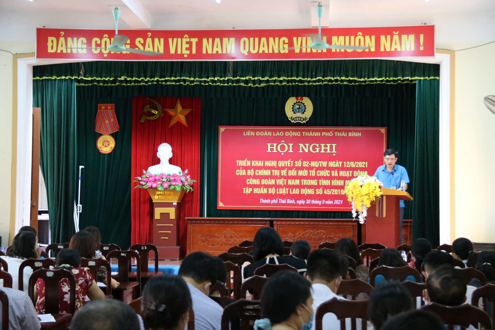 Thái Bình: Tập huấn công tác công đoàn cho cán bộ công đoàn cơ sở - Ảnh 1.