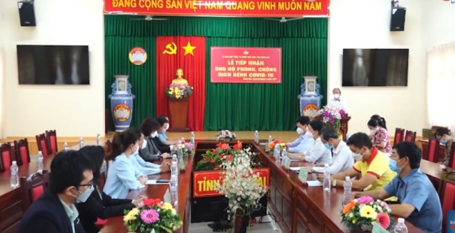 Đồng Nai: Công ty CP Đầu tư hạ tầng Dona Coop trao tặng 651 phần quà cho người dân khó khăn do dịch bệnh - Ảnh 3.