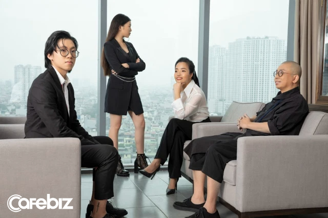 3 Rich Kid nhà IVY Moda: Không phô trương đồ hiệu, 2 anh chị lớn du học về kế nghiệp, cậu út làm mẫu nhí tài năng - Ảnh 1.