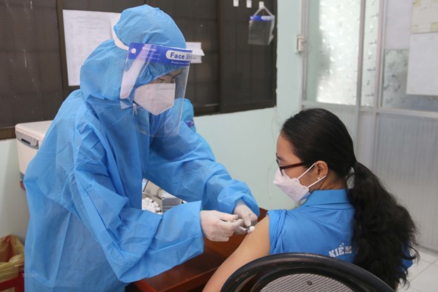 Việt Nam trong top 6 nước bao phủ vaccine cao nhất thế giới - Ảnh 2.