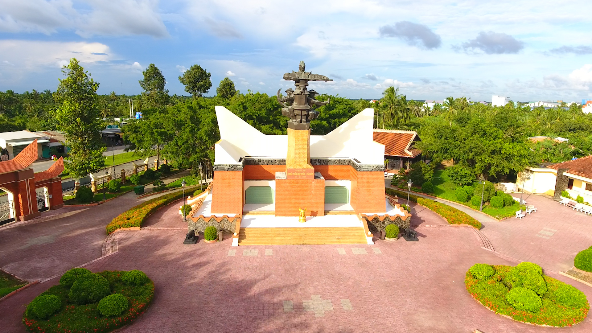 Xe Ninh Thuận đi Tiền Giang Danh sách hãng xe, giá vé và kinh nghiệm chọn xe