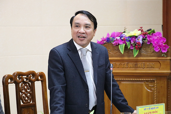 Nghệ An: Chủ tịch UBND tỉnh thăm, chúc mừng ngành Y tế nhân Ngày Thầy thuốc Việt Nam - Ảnh 3.