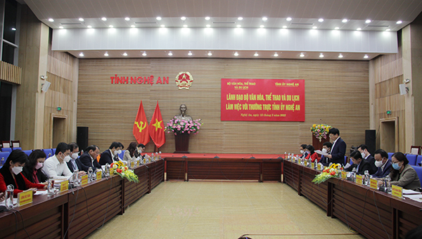 Xây dựng Chiến lược phát triển văn hóa tỉnh Nghệ An đến năm 2030 toàn diện, vừa trọng tâm trọng điểm. - Ảnh 1.