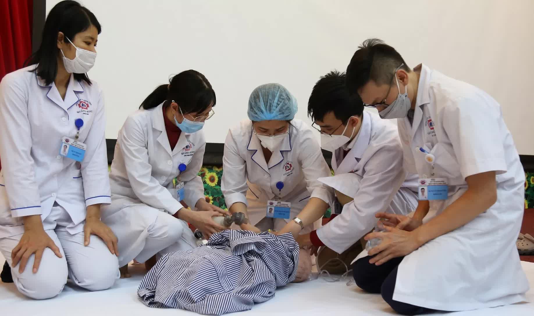 Hôm nay - 14/4, Việt Nam bắt đầu tiêm vaccine phòng COVID-19 cho trẻ từ 5 - dưới 12 tuổi - Ảnh 6.