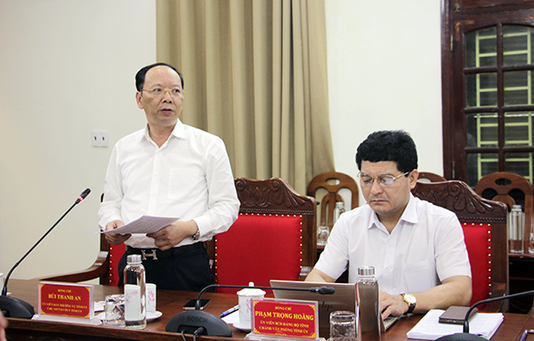Nghệ An: Thường trực Tỉnh ủy giao ban với lãnh đạo các ban xây dựng Đảng và Văn phòng Tỉnh ủy - Ảnh 2.