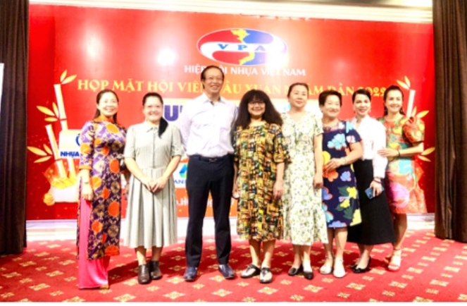 Hiệp hội Nhựa Việt Nam đồng hành cùng các doanh nghiệp trong việc bảo vệ môi trường - Ảnh 1.
