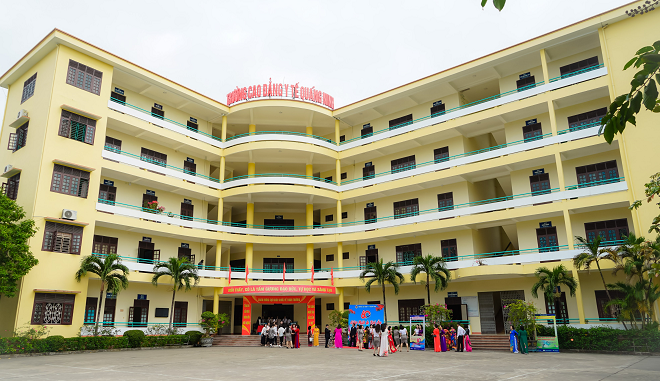 Trường Cao đẳng Y tế Quảng Ninh thông báo tuyển sinh năm 2022 - DNTT online