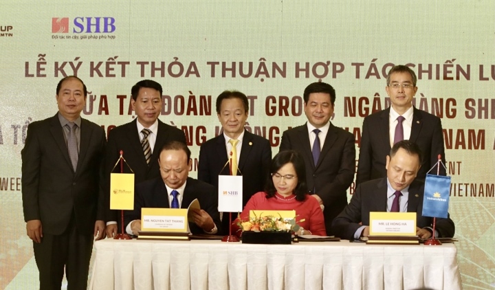 T&T Group, SHB hợp tác chiến lược với Vietnam Airlines và Đường sắt Việt Nam - Ảnh 1.