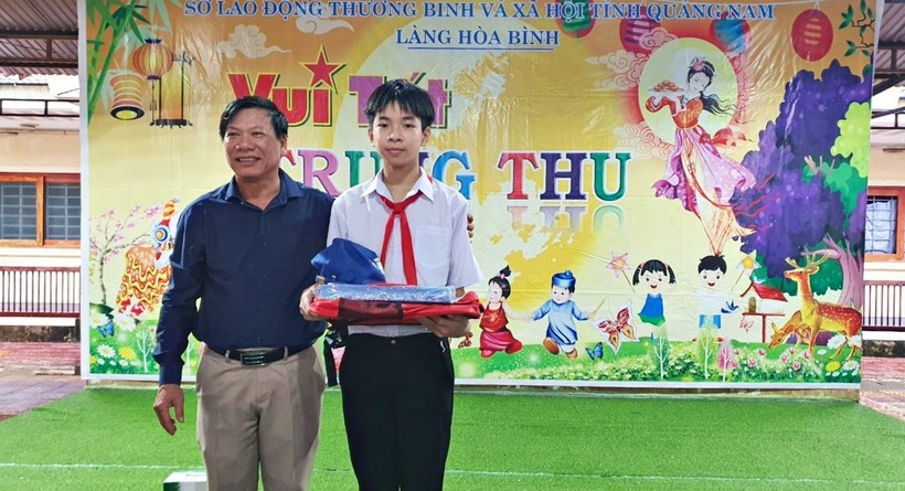 Vinamilk và Quỹ sữa vươn cao Việt Nam cùng trẻ em vui Tết trung thu - Ảnh 11.
