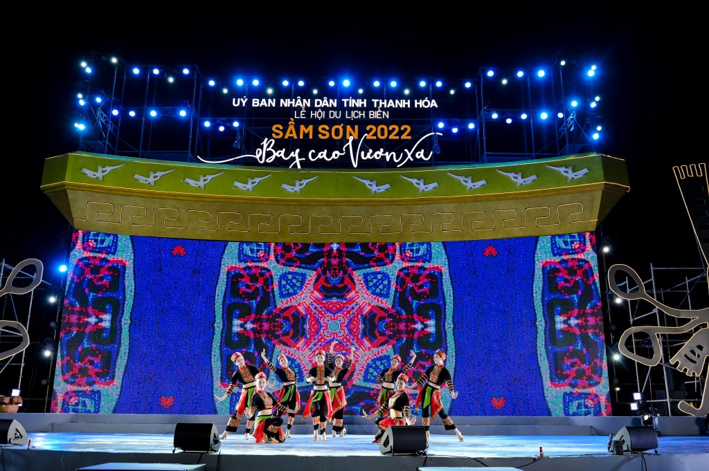 Thêm một lễ hội âm nhạc, du lịch Sầm Sơn viết tiếp chương sôi động trong mùa thu này - Ảnh 3.