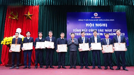 Công ty cổ phần Nhiệt điện Quảng Ninh: Tổ chức Hội nghị tổng kết công tác năm 2022 và triển khai nhiệm vụ năm 2023  - Ảnh 6.