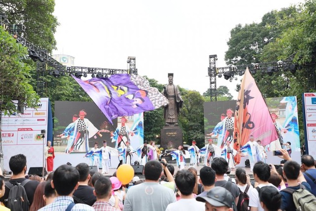 Giao lưu văn hóa trong Lễ hội Kanagawa Nhật Bản tại Hà Nội - Ảnh 1.
