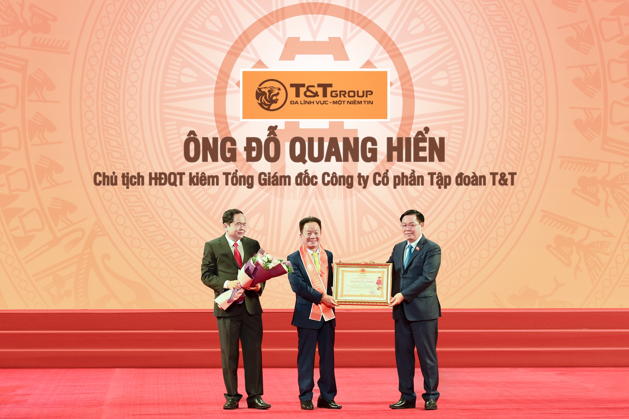 T&T Group đón nhận Huân chương Lao động hạng Nhất lần thứ 3 và kỷ niệm 30 năm thành lập Tập đoàn- Ảnh 9.