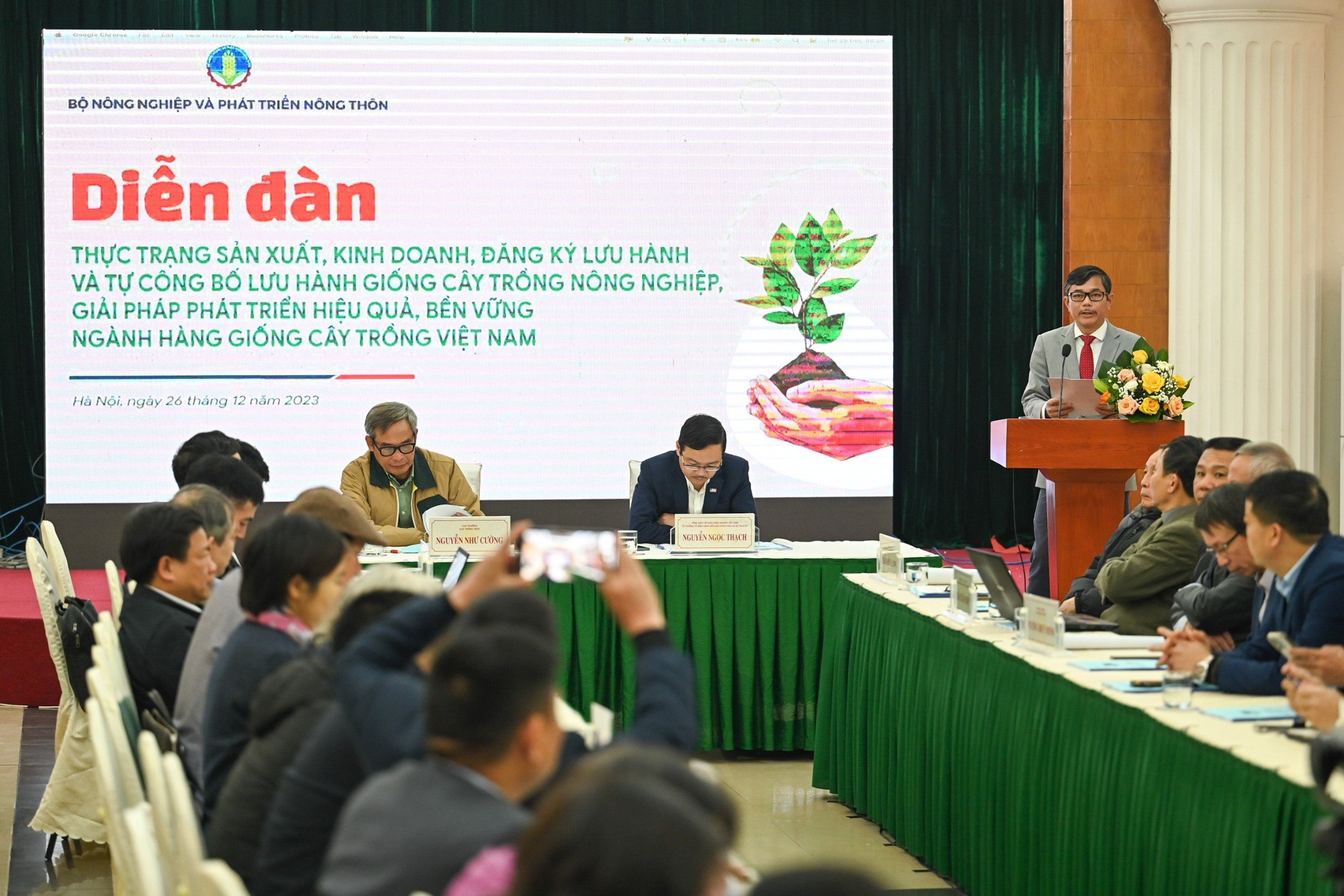 Bàn chính sách phù hợp cho sản xuất, phát triển bền vững ngành giống cây trồng Việt Nam- Ảnh 1.