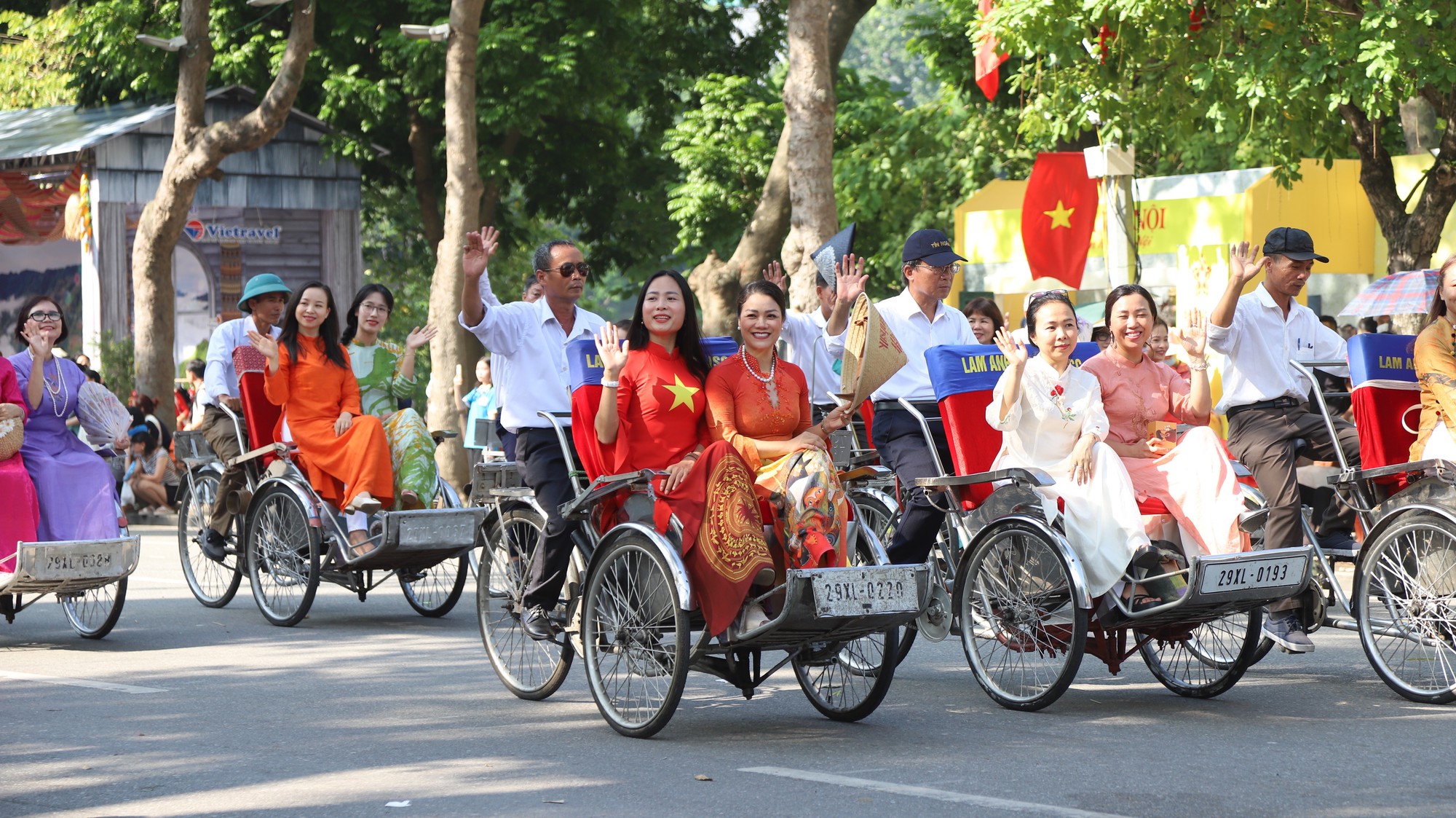 Hà Nội: Phấn đấu đón 26,5 triệu lượt khách du lịch trong năm 2024- Ảnh 1.