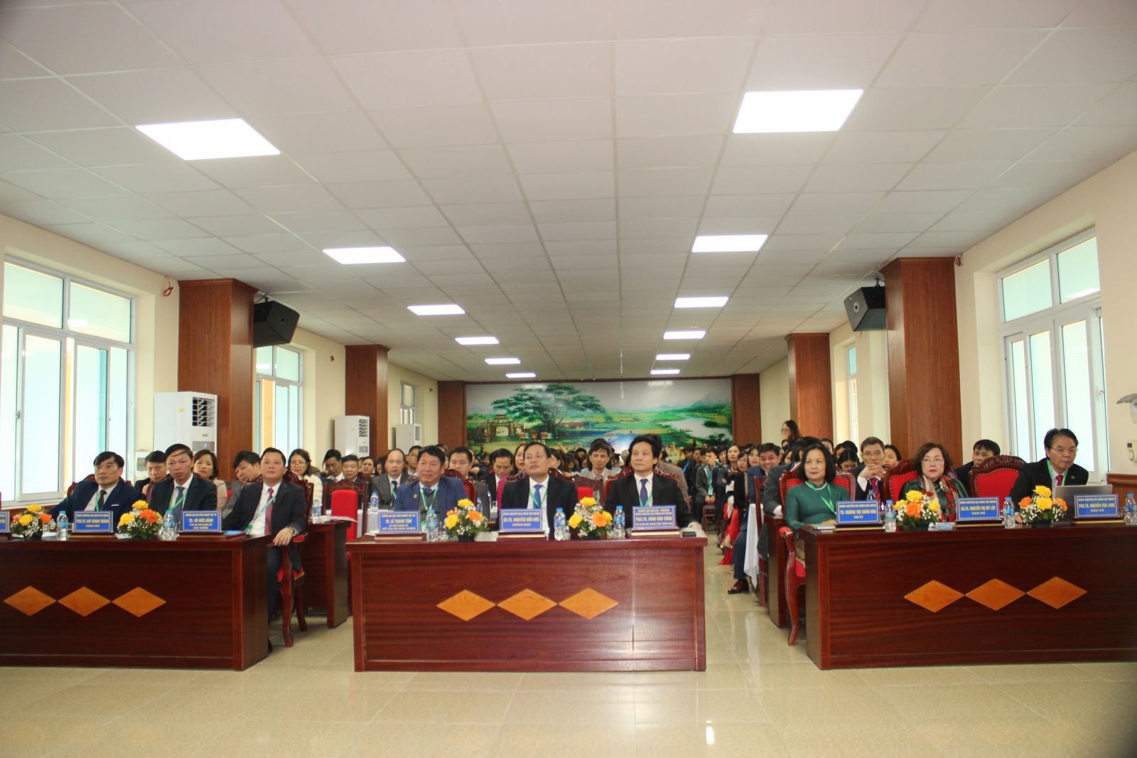 Trường Đại học Công nghiệp Việt Trì: Khảo sát chính thức - đánh giá chất lượng giáo dục- Ảnh 1.