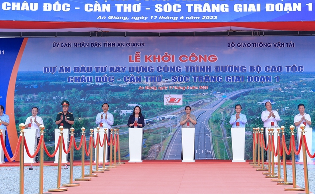 Thủ tướng phát lệnh khởi công xây dựng 188 km cao tốc trục ngang qua 4 tỉnh miền Tây - Ảnh 2.