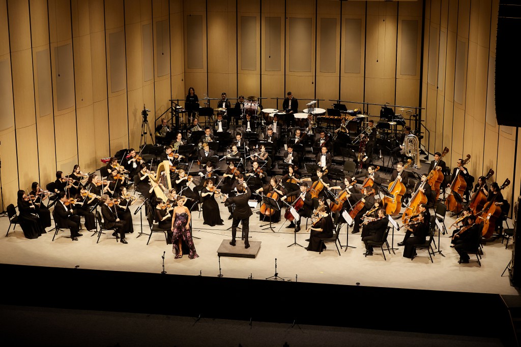 Dàn nhạc SSO và nghệ sĩ quốc tế thăng hoa cùng Hòa nhạc Tháng Tám tại Nhà hát Hồ Gươm - Ảnh 7.