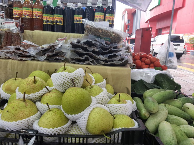 Hà Nội: Quảng bá, giới thiệu và bán nông sản thực phẩm tại các Trung tâm phân phối - Ảnh 1.