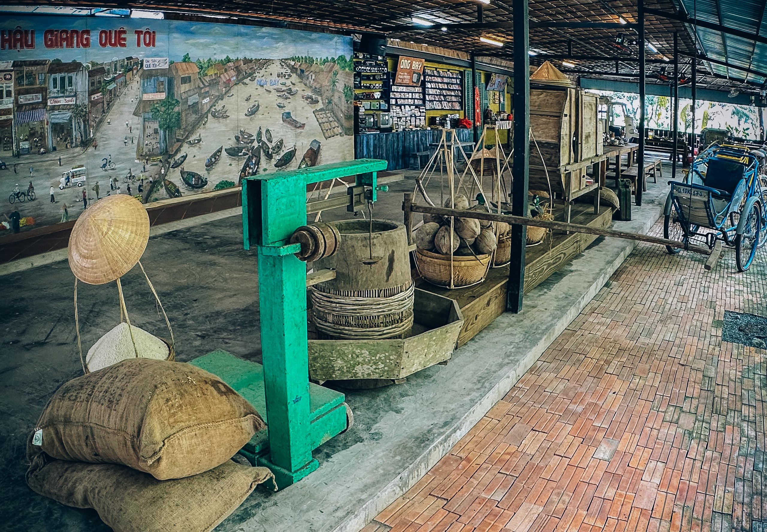 Không gian xưa - Nơi lưu giữ ký ức độc đáo về miền Tây xưa - DNTT online